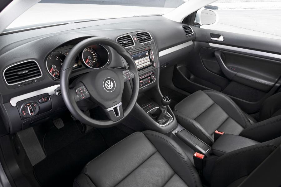  Volkswagen Golf Variant 2010 года  (фото 5 из 8)
